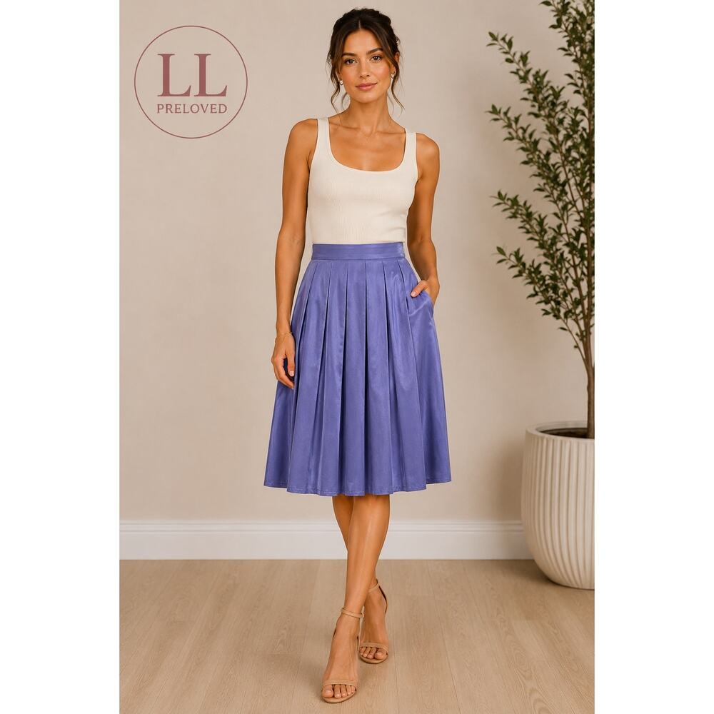 Yves Saint Laurent Vintage Silk Skirt Navy Pleated Midi‎ Skirt Italy IT 40 us 4